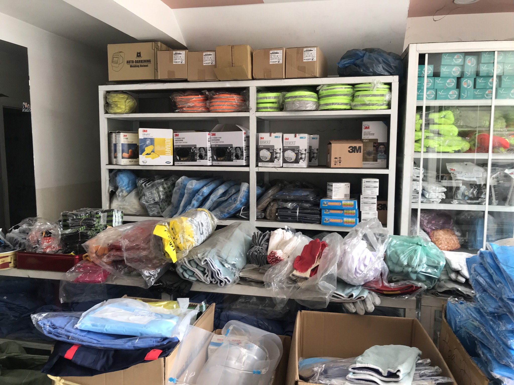 Giới thiệu dịch vụ cung cấp đồ bảo hộ lao động tại Tp.HCM